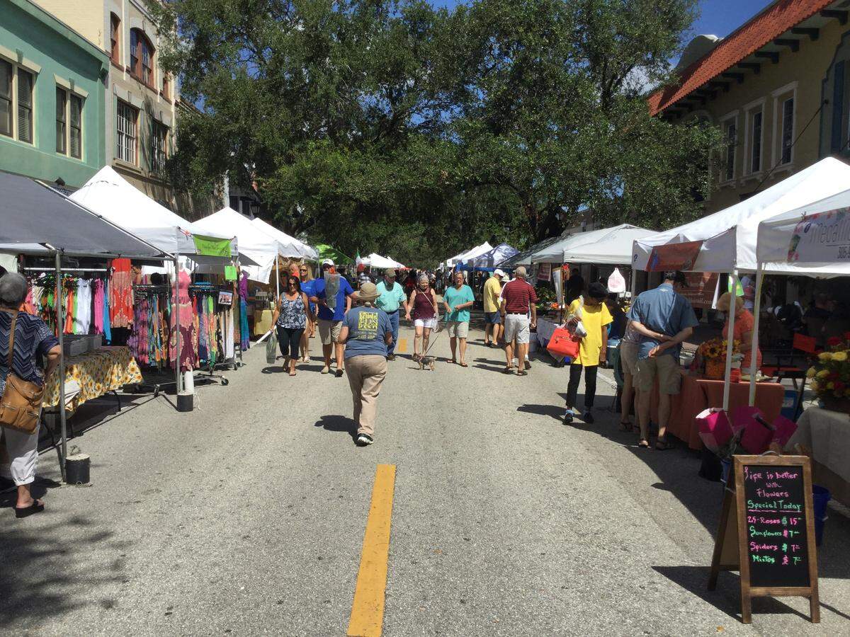 The annual Farmers Market season has begun in downtown Bradenton. Sponsored by Realize Bradenton, the event kicks off the first Saturday of October and will continue to run on each Saturday through May.