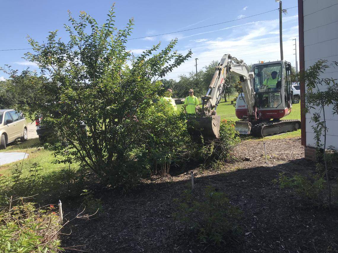 Mosaic volunteers recently planted new landscaping on the campus of the Duette School. When the school closed in 2016, it was Florida's last one-room school.
