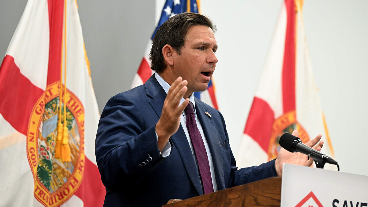 DeSantis makes election day stop at Sarasota’s New College to push higher ed agenda