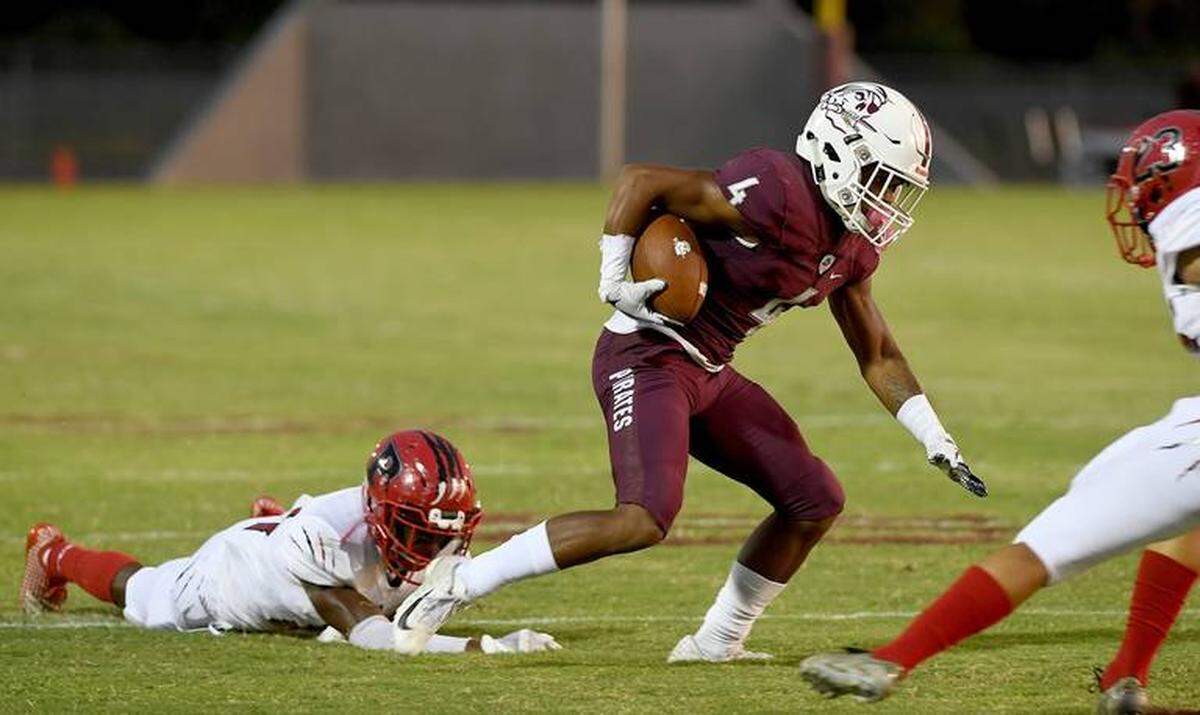 Running back Camaron White and the Braden River Pirates host St. Petersburg in their final game before the Class 7A playoffs kick off.