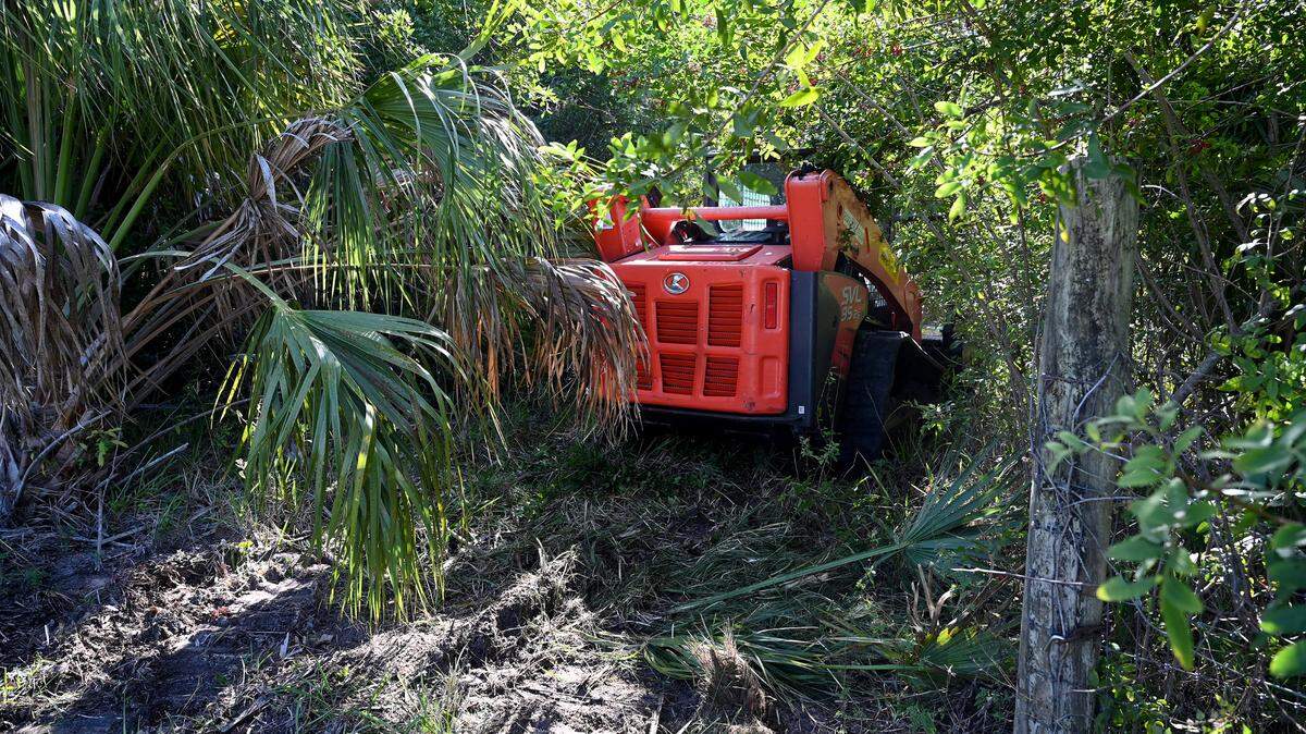 Manatee County approved the purchase of 68 acres in Parrish called Crooked River Ranch along the Manatee River “for preservation and future recreation.” A county employee was busy creating a trail on the property with machinery on Monday, Dec. 18, 2023.