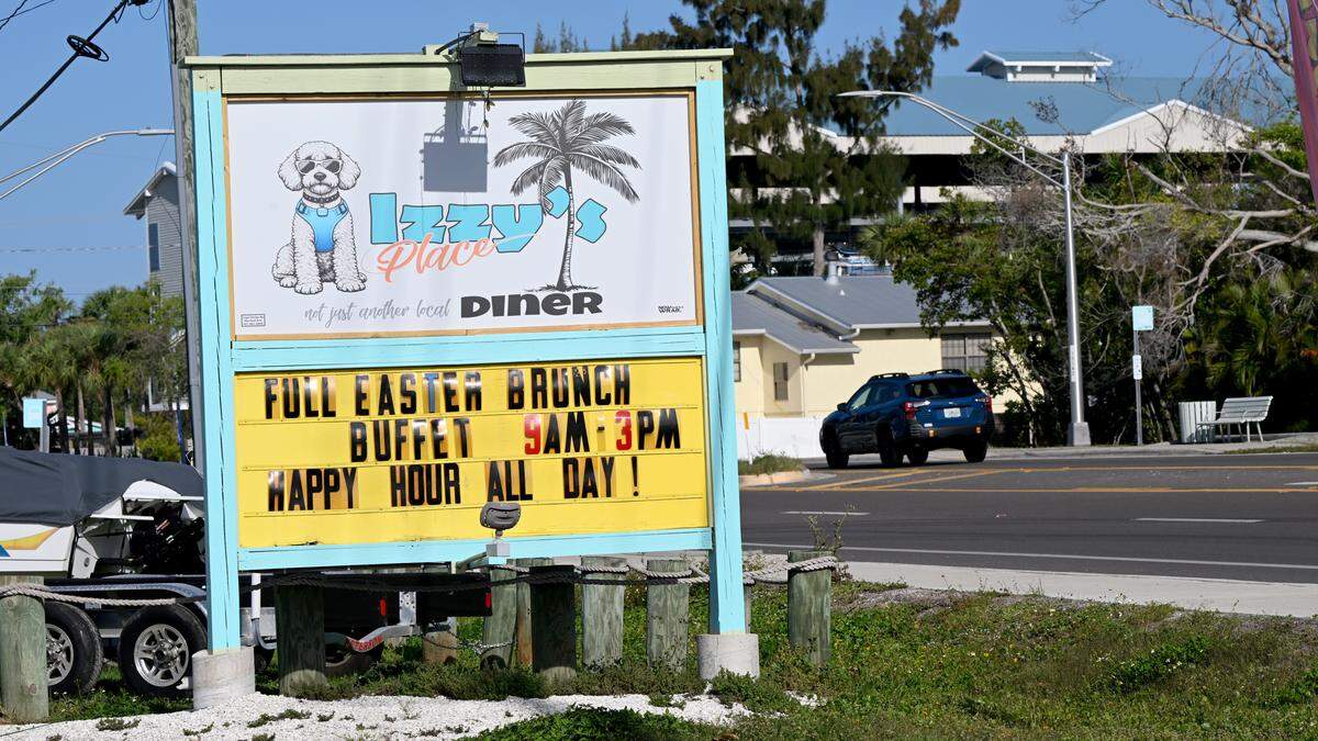 Izzy’s Place at 12012 Cortez Road West, is pictured on April 1, 2026.