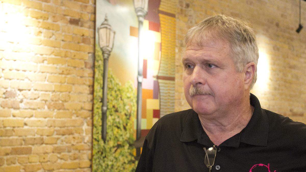 O'Brick's manager Rick Willets is adding a good deal of holiday business to his restaurant with the opening of a new private party room. MATT M. JOHNSON/Bradenton Herald