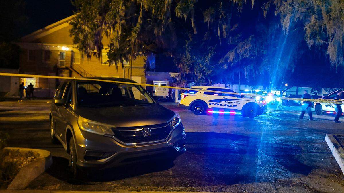 Man arrested in connection to shooting in Bradenton funeral home parking lot on 14th Street West that left 13-year-old girl injured.