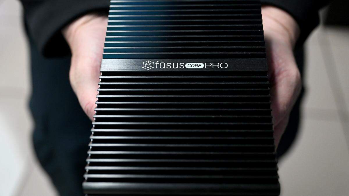 Businesses participating in Bradenton Police Department’s Connect Bradenton integration program us the fususCORE device to enable camera sharing.