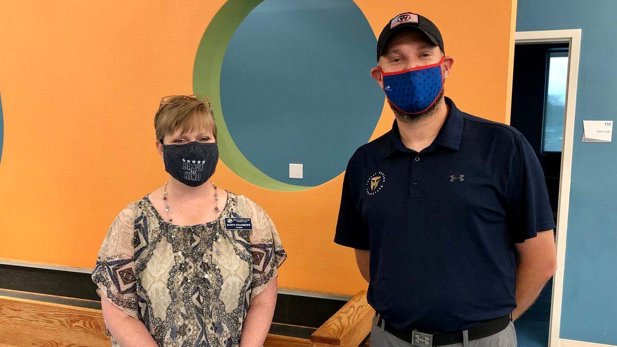 3/29/2021--The Travis Manion Foundation and the Boys & Girls Clubs of Manatee County have announced a partnership benefiting children and veterans. Shown above are president Dawn Stanhope and David Boyd, southeast regional coordinator for the foundation.