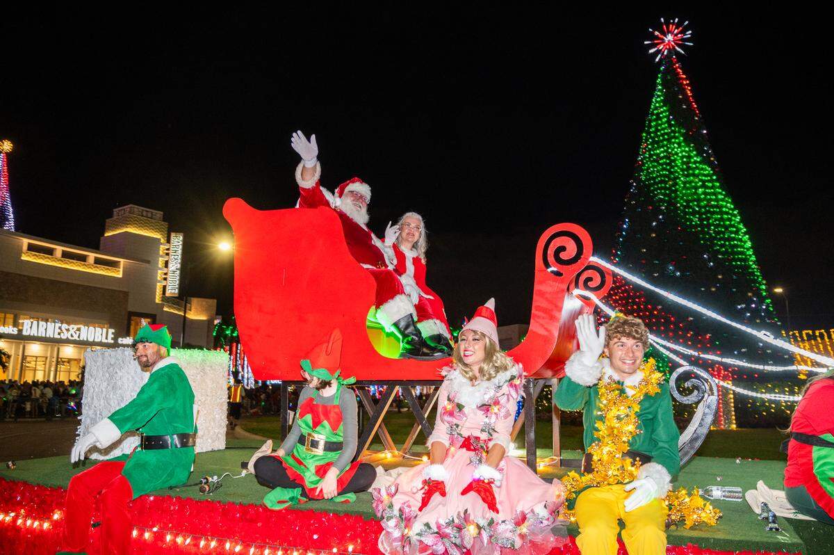 The Santa Grand Arrival Parade kicks off the 2025 holiday season at the University Town Center on Saturday, Nov. 8.