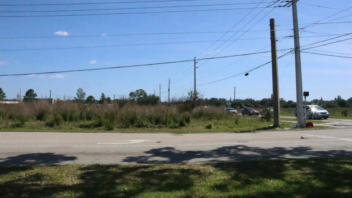 Mixon Fruit Farms, a Bradenton area tourist attraction and gift fruit shipper since 1939, has sold 4 1/2 acres of property -- land which has been earmarked as the future home of a 7-Eleven convenience store with fuel pumps. The property, shown April 12, 2022, sits opposite the south end of the Mixon gift shop and parking lot.