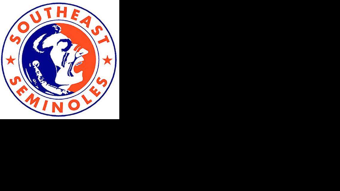 Southeast defeats Sarasota, 26-6, in game called at halftime due to inclement weather