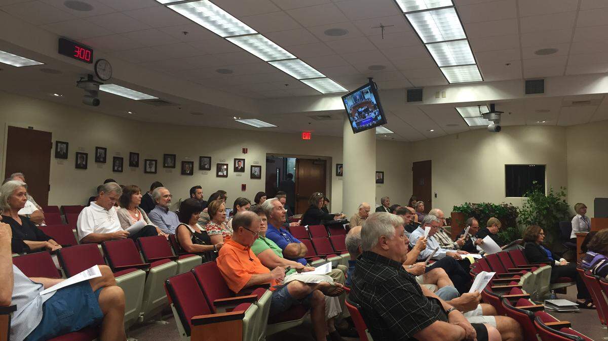 East Manatee residents attend Thursday's Planning Commission meeting. 
 CLAIRE ARONSON/Bradenton Herald
