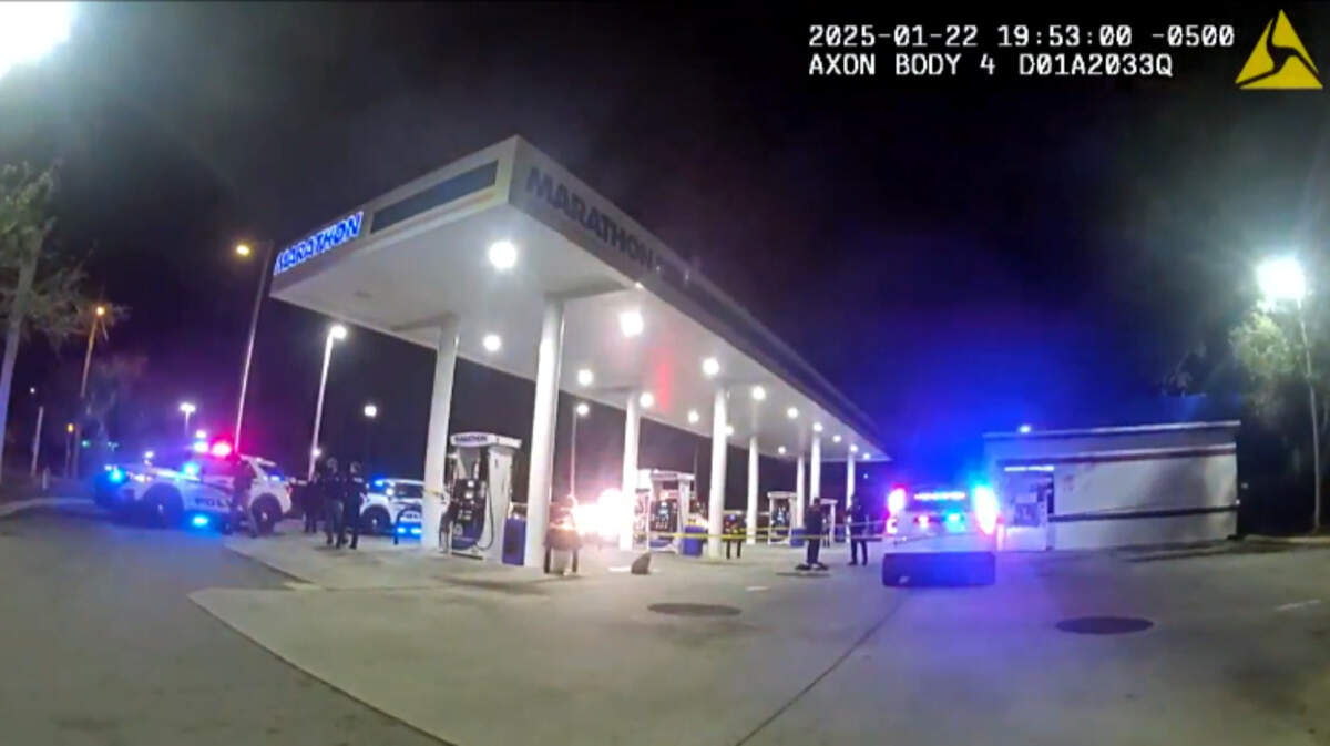 Man hit by car in Bradenton gas station fight, police said | Bradenton ...