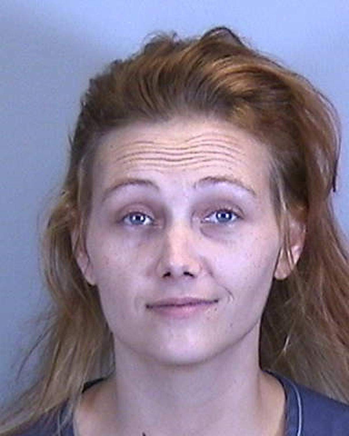 Tabbatha Elkins, possession of a controlled substance without a prescription, possession of cannabis not more than 20 grams, possession of drug paraphernalia, $4,000 bond.
