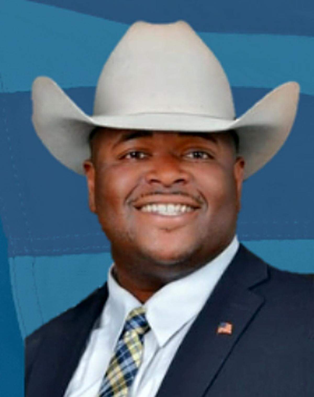 Dimitrie Denis, who previously ran for the District 2 seat on the Manatee County Commission in 2018, is another candidate in the mayoral race. Denis pitched himself as a blue-collar, working-class Republican.