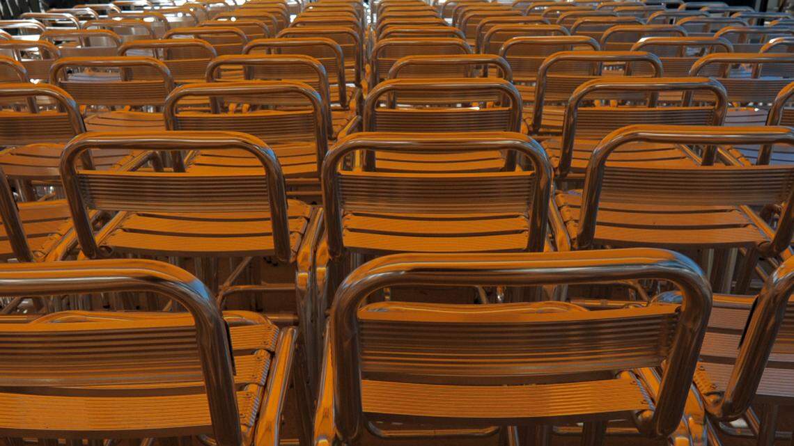 Spring training opens with Pirates reporting to Bradenton 