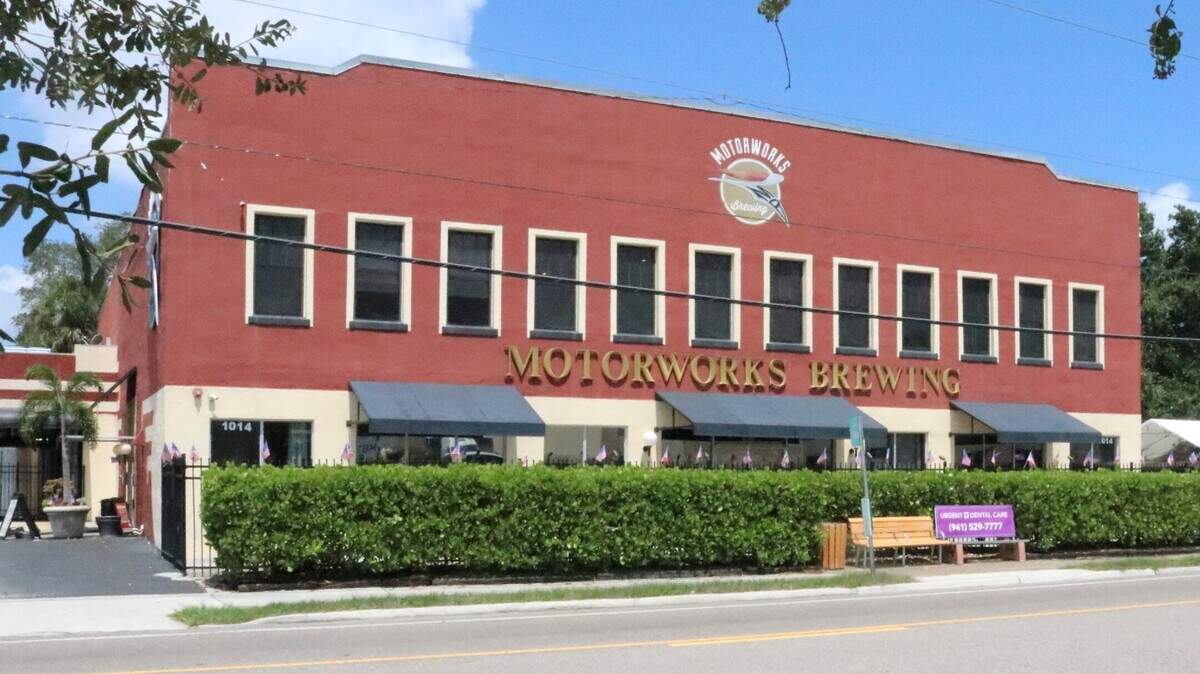 What restaurants have recently closed in Manatee County? Take a look
