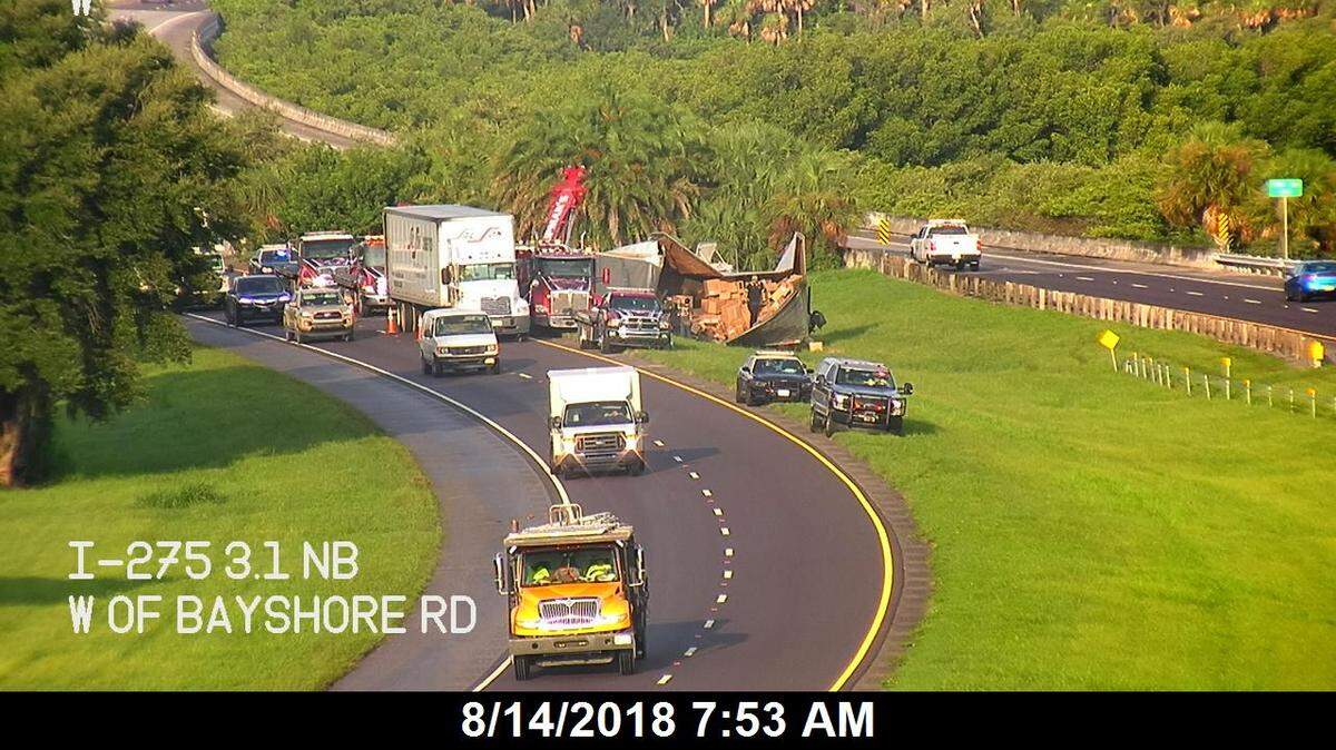 A truck carrying boxes crashed in the southbound lanes of Interstate 275 in Manatee County on Tuesday morning, closing one lane of traffic.