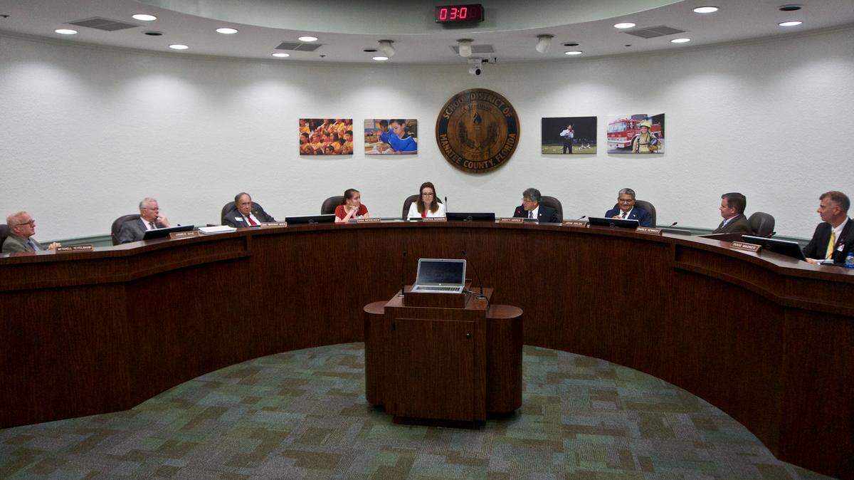 At a special meeting on Tuesday evening, the School Board of Manatee County approved a budget of $889.4 million for the 2018-2019 school year.