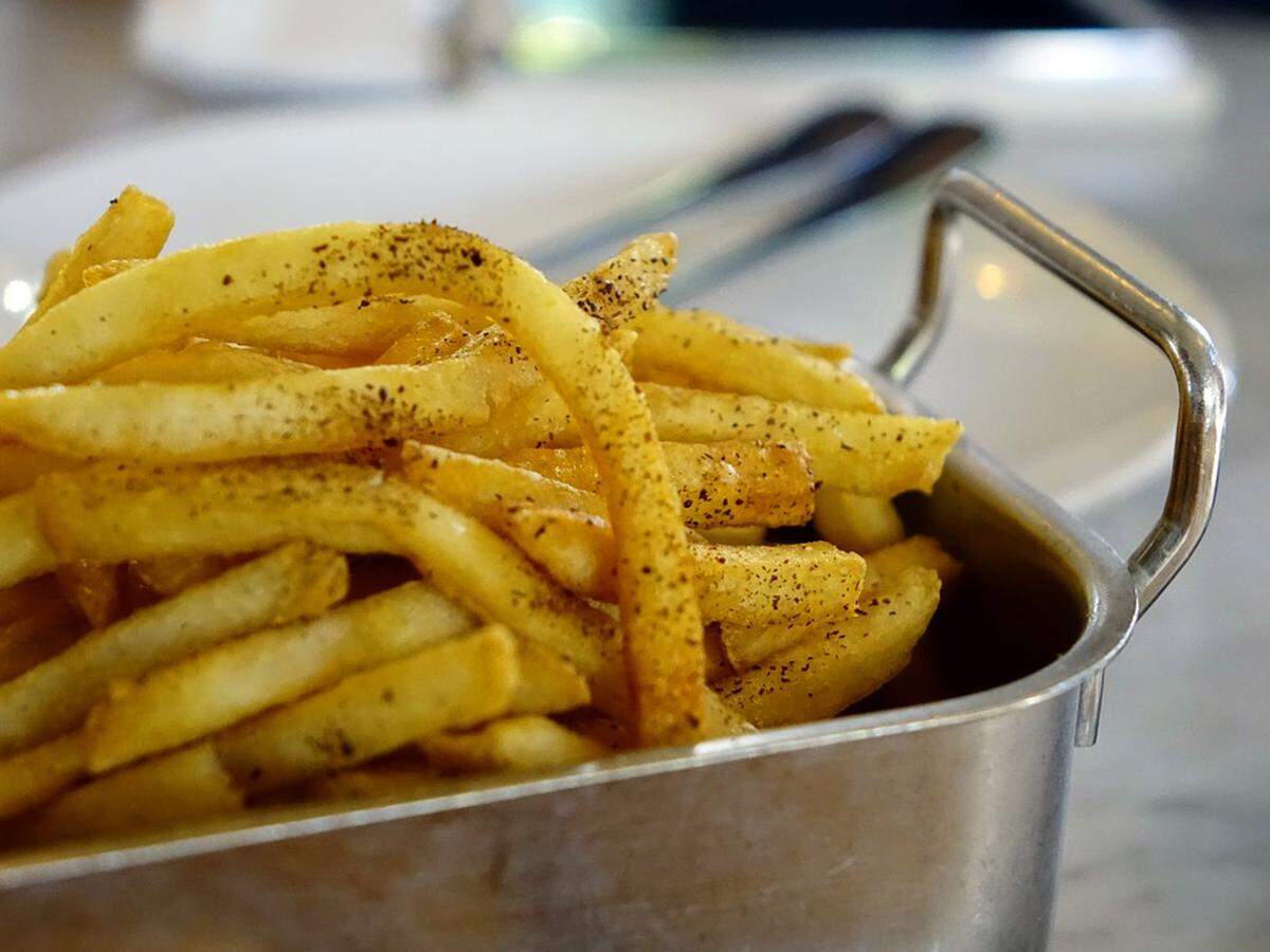 There are lots of great spots to grab exceptional fries around Manatee County.