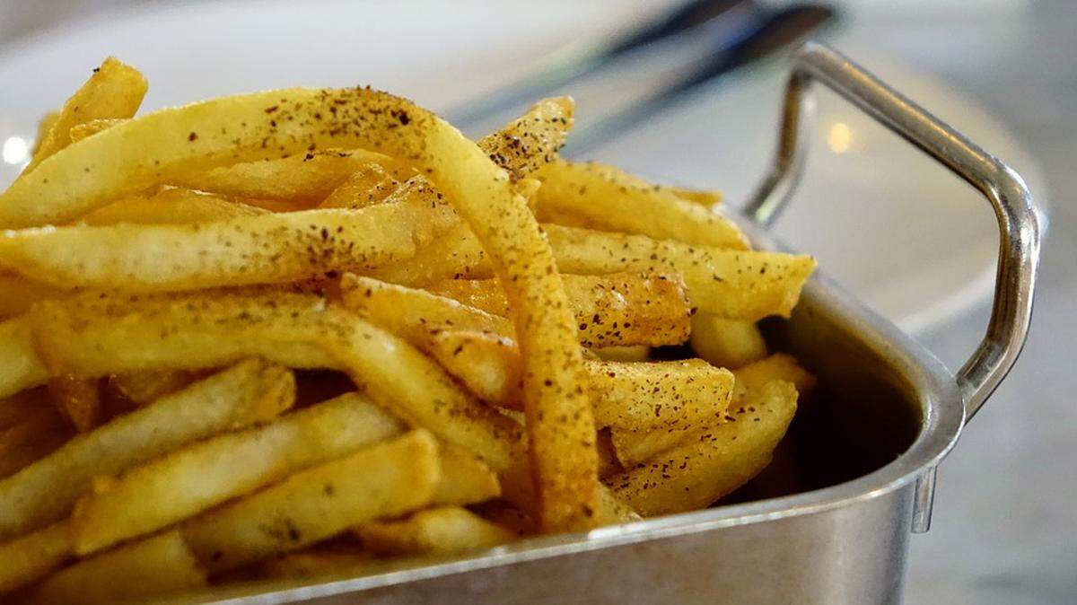 There are lots of great spots to grab exceptional fries around Manatee County.