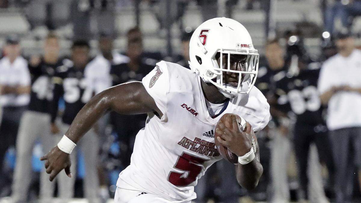 Florida Atlantic running back Devin Singletary runs against Central Florida during the first half of an NCAA college football game, Friday, Sept. 21, 2018, in Orlando.