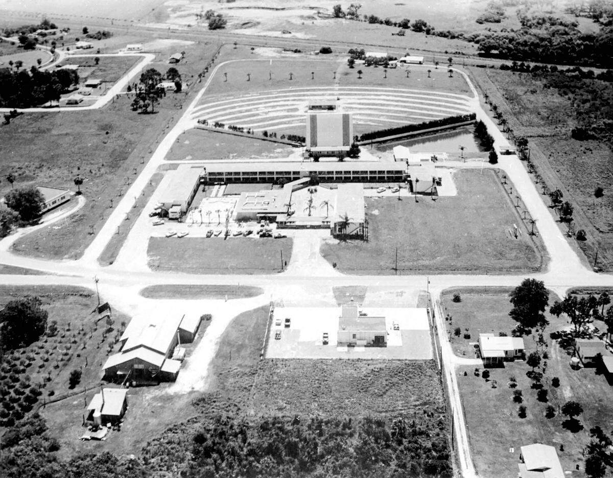 Aerial view of the Ramada Inn and drive-in movie at U.S. 41 and U.S. 19 in Palmetto in the 1960’s.