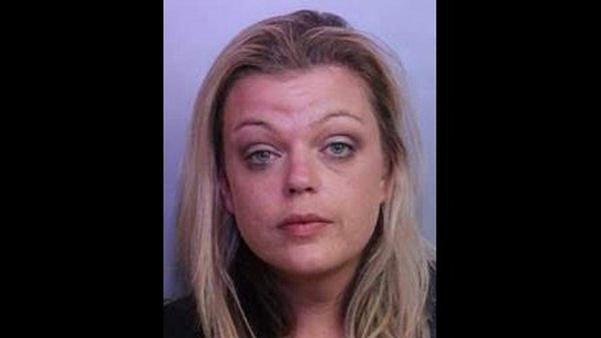 Michelle Snover, 33, was charged with child endangerment and cited for driving under the influence.