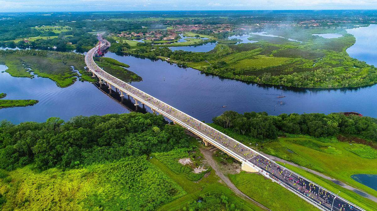 Manatee County will receive $3 million in funding for to expand the Fort Hamer Bridge as part of a $460 billion federal spending package.