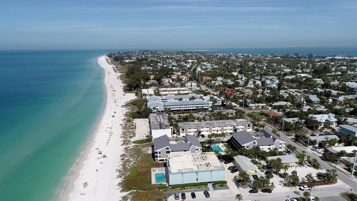 The Manatee County Tourist Development Council is recommending to the Manatee County Commission that it lift the ban on vacation rentals. The reopening plan, in coordination with local municipalities, would have to be approved by the Florida Department of Business and Professional Regulation.