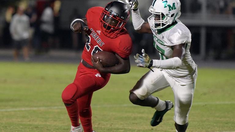 Palmetto plays Fort Myers after rain delay
