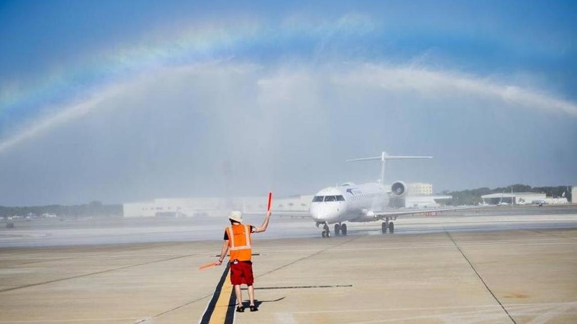 Sarasota-Bradenton International Airport welcomed Elite Airways in November, but SRQ was down almost 34,000 passengers in 2016 as compared to a year earlier.