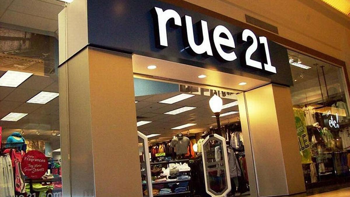 Teen clothing retailer rue21 will be shuttering stores at the Ellenton Premium Outlets and at Westfield Sarasota Square.