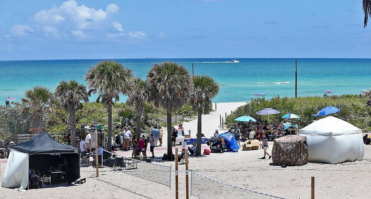 Crews film along Miami Beach near 72nd Street on Thursday, May 4, 2017 for the upcoming season of the FX series "American Crime Story" which will focus on the murder of Gianni Versace.
