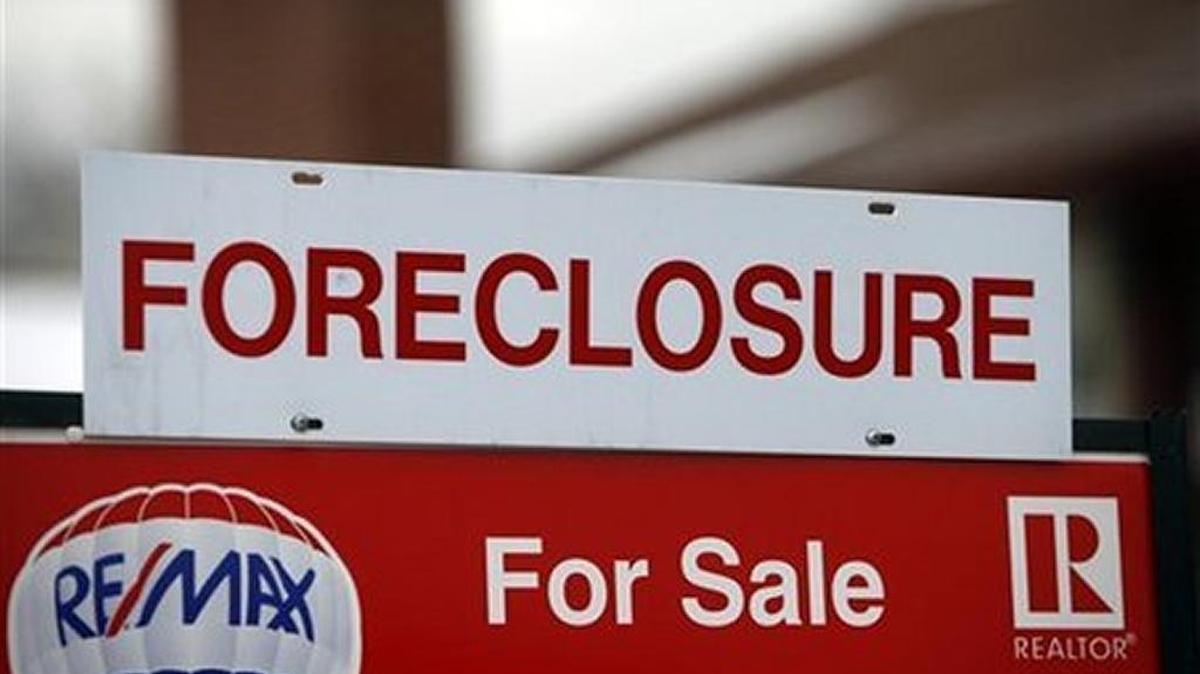 The number of delinquent mortgages in the Bradenton-Sarasota region continues to decline, as do the number of foreclosures.