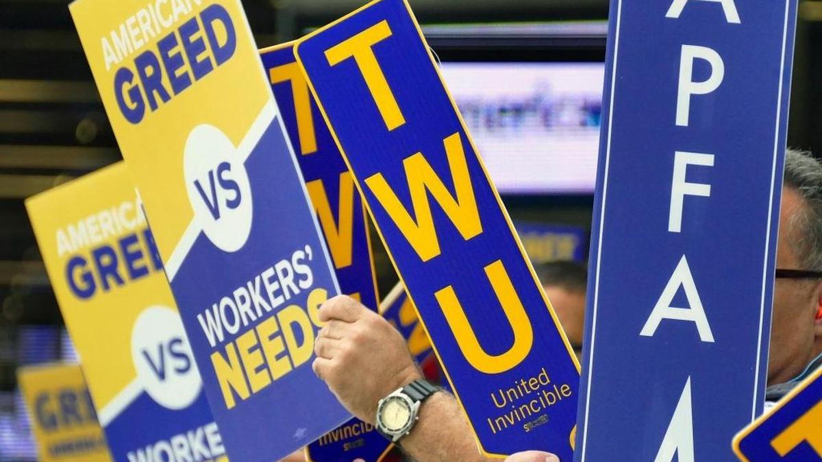Labor organizing and strikes, not “quiet quitting,” are the workplace trend during the COVID-19 pandemic.