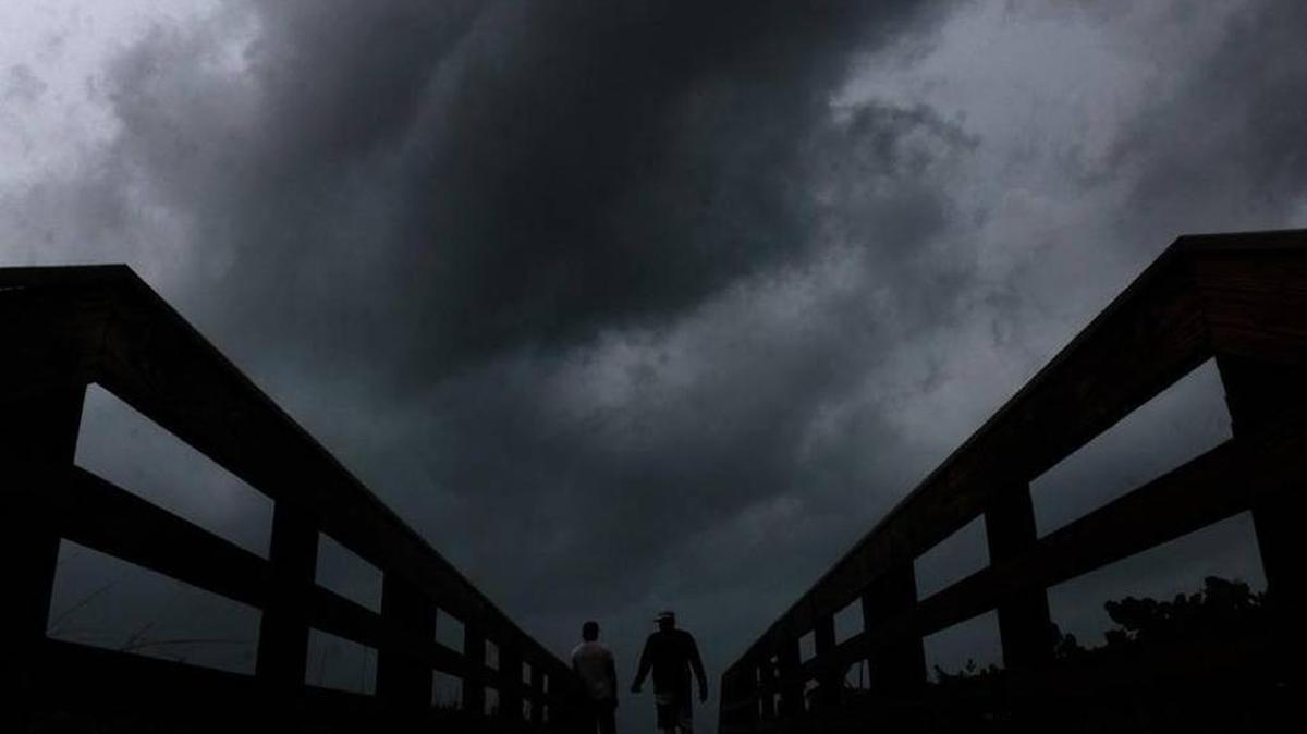 Tropical Storm Colin darkened the sky on Monday as the storm moved through Manatee County.