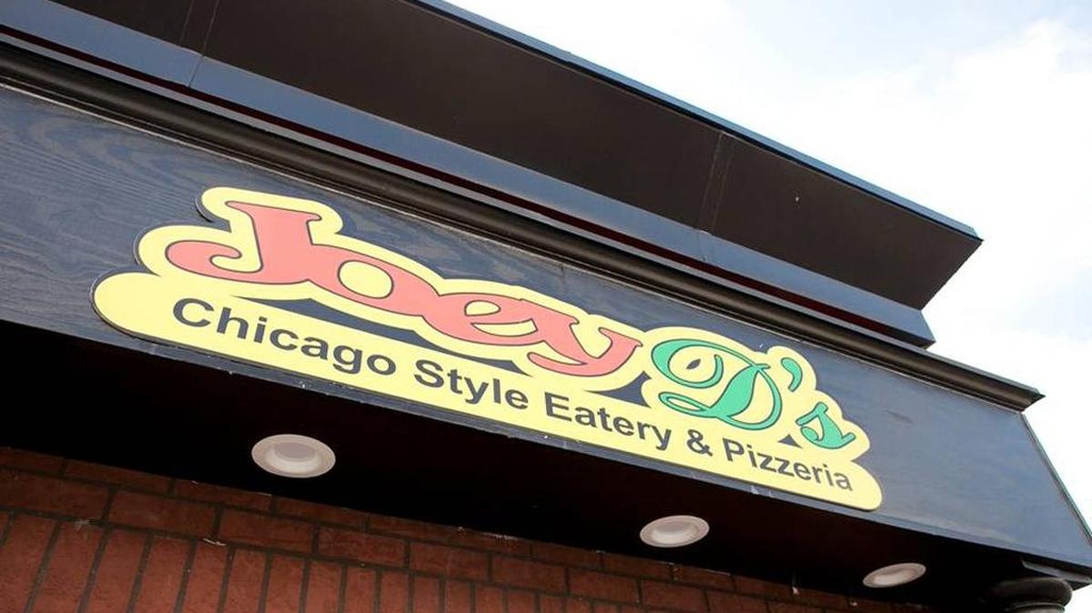 Joey D’s, 6401 Manatee Ave. W., will host a party with half-price appetizers and $10 beer buckets for tonight’s Game 7 of the World Series, which starts at 8 p.m. on Fox.