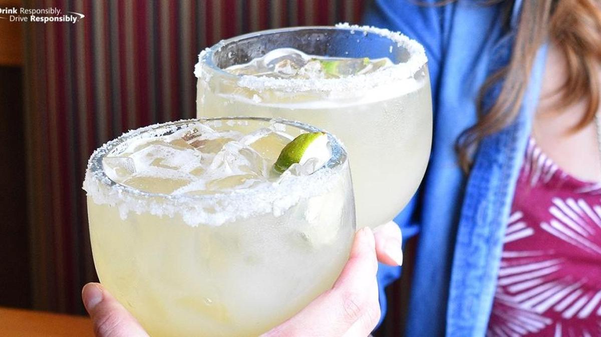 Applebee’s is celebrating its Neighborhood Appreciation Month by offering $1 margaritas on the rocks during October.