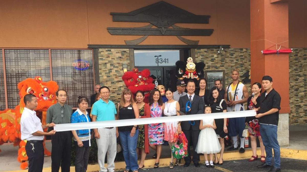 A ribbon cutting was held for Yuniku Restaurant, 8341 Lockwood Ridge Road, Sarasota. The Japanese-fusion restaurant specializes in sushi and sashimi, and Japanese and Korean cuisine. For more information, call 941-993-1112 or yunikusarasota.com. Do you have a ribbon cutting you’d like to submit? Send it to Angie Monroe at amonroe@bradenton.com. Photo courtesy of Manatee Chamber of Commerce.
