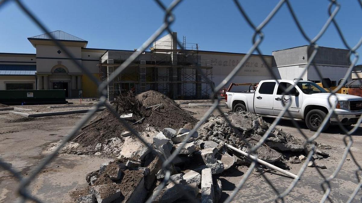A new 52,000-square-foot Goodwill retail store at 3501 Cortez Road W. is tentatively scheduled to open in mid-April.
