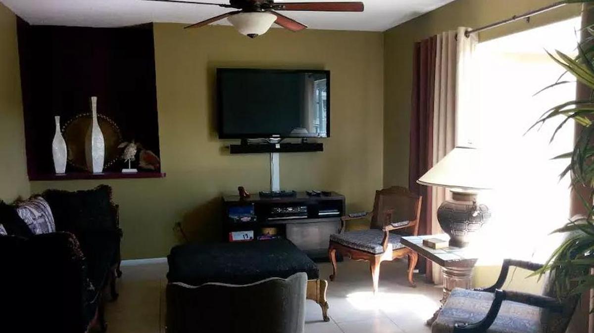 Vanessa Turner, an Airbnb host with property in Northwest Bradenton, started hosting in November 2015.