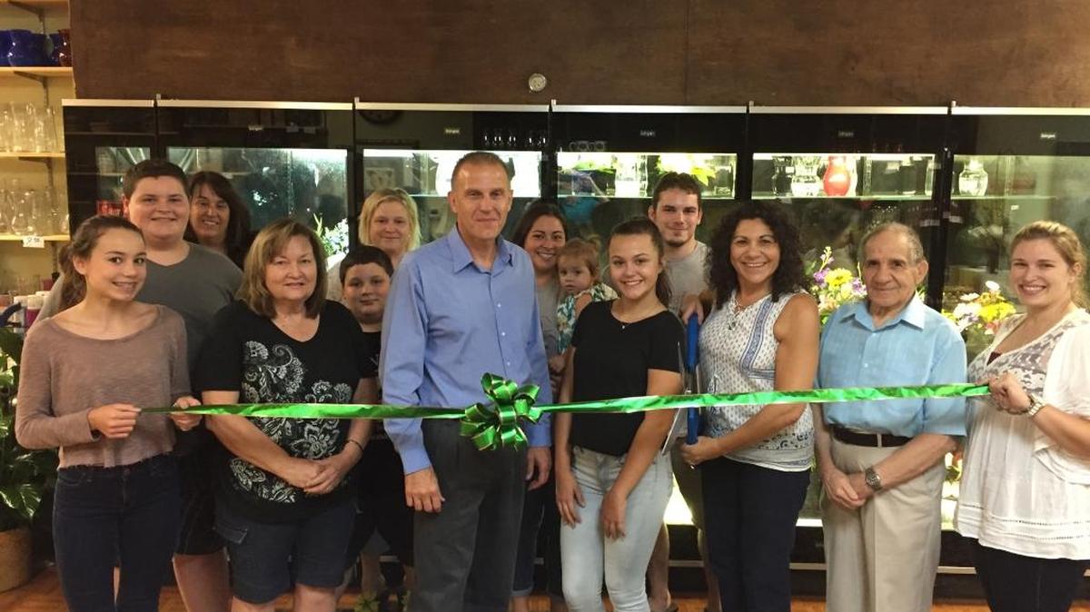 A ribbon cutting was held for Bradenton Flower Shop, 5262 SR 64 E., Bradenton.