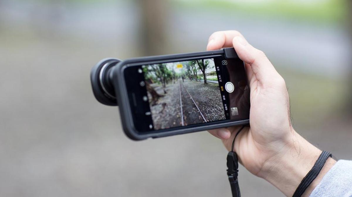 Bitplay’s new lens system is ideal for mobile photo enthusiasts.