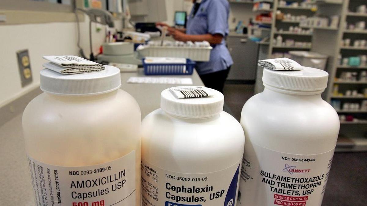 Publix supermarkets free drug program reportedly ended June 1, 2022, but the pharmacy still offers low-cost medications for $7.50 for 90-day supplies of popular drugs for blood pressure, cholesterol, diabetes and other conditions. (These pictured drugs in this file photo from a Publix pharmacy are not necessarily representative).