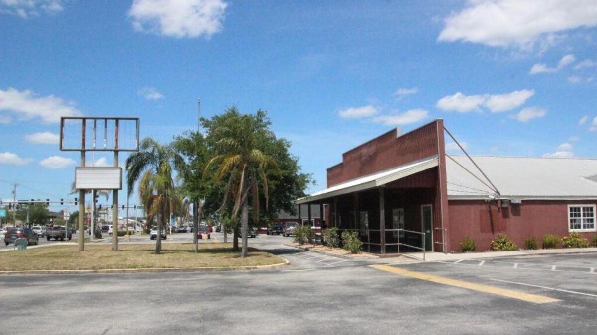 The Sonny’s BBQ signs have been removed from the restaurant at 5715 14th St. W. in Bradenton following its closing on Tuesday.