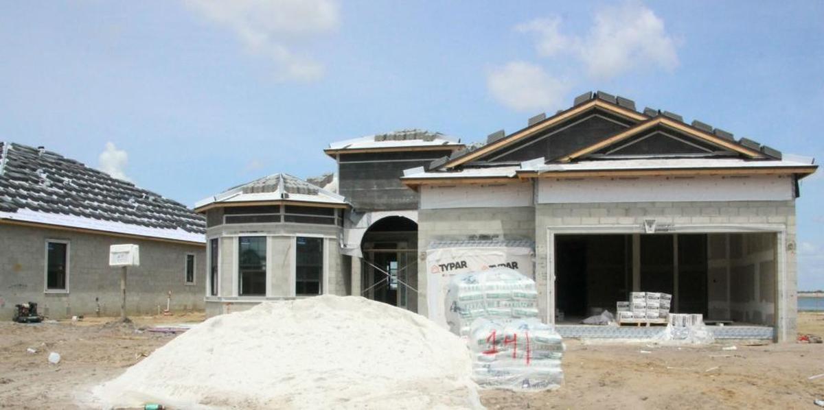 Tight inventory and rising prices for homes have helped make Manatee County a sellers’ market, even as builders continue to break ground on new homes in East Manatee.