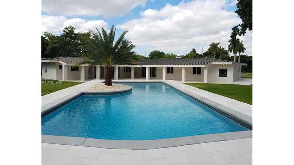 The house in Kendall where O.J. Simpson once lived underwent extensive renovations after it was foreclosed on.