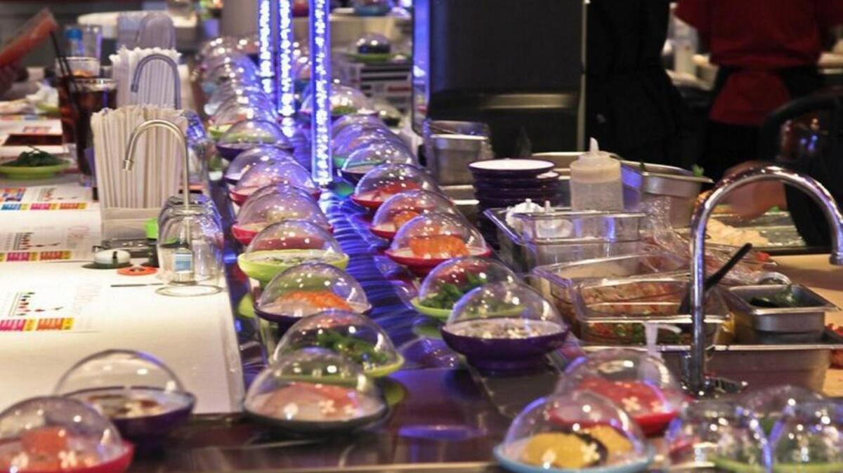 Yo! Sushi has closed at The Mall at University Town Center, making it the first restaurant to close its doors since the mall opened in October 2014.