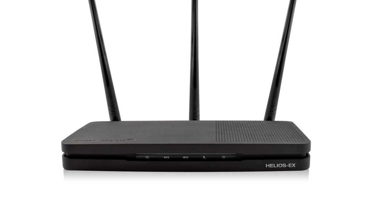 The Amped Wireless Helios-EX tri-band range extender.