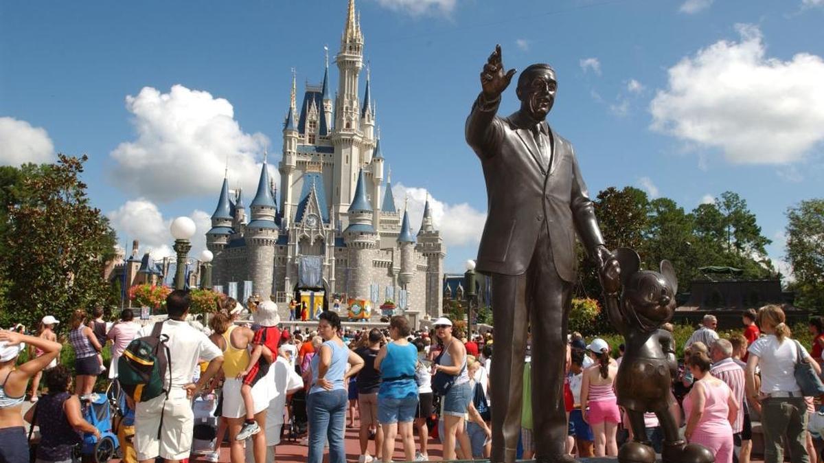 For Florida residents and AAA members planning to take a theme park vacation in 2018, the time to buy is now, AAA says.