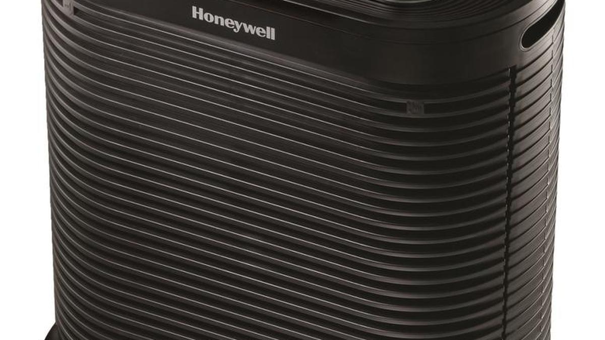 The Honeywell Bluetooth Smart True HEPA Allergen Remover can be operated via an iPhone or Android mobile device.